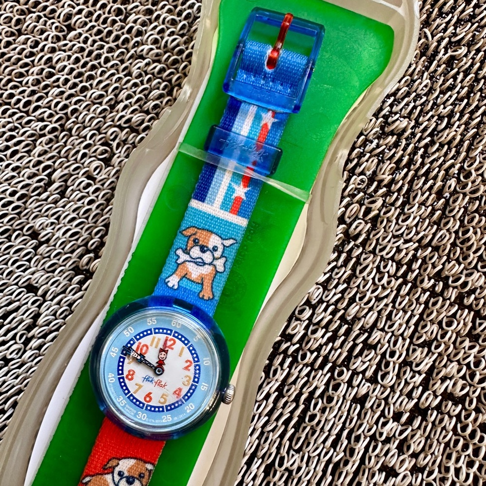 Colorful Dog Print Watch - Picture 3 of 4